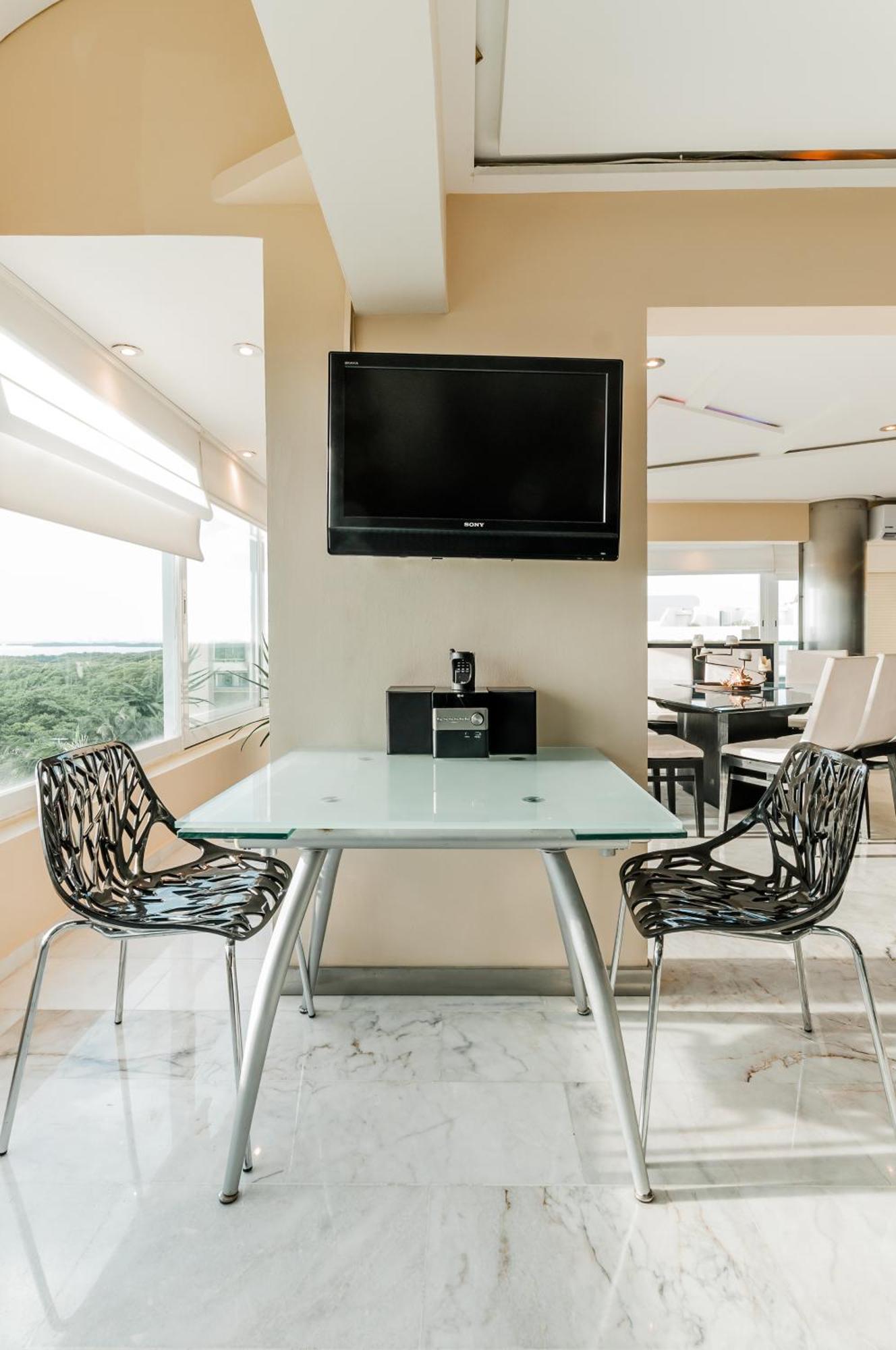Brisas Beachfront Penthouses แคนคูน ภายนอก รูปภาพ